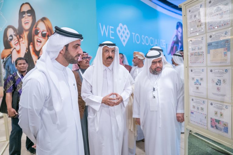 سلطان بن أحمد القاسمي يفتتح النسخة الـ9 لمعرض الشارقة للطوابع البريدية