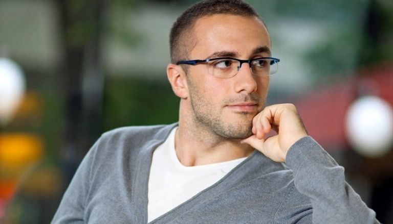 8 علامات تكشف كذب الآخرين