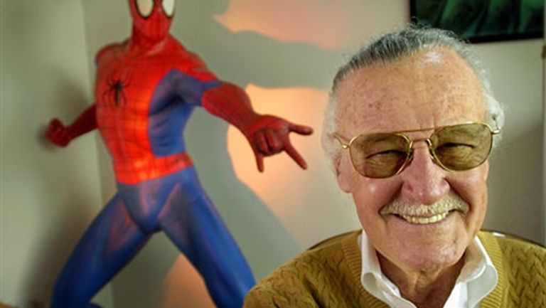 الكاتب الأمريكي ستان لي  - صورة أرشيفية