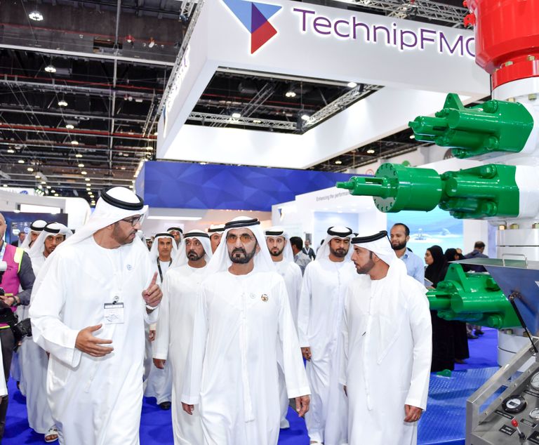 الشيخ محمد بن راشد يزور معرض أبوظبي الدولي للبترول