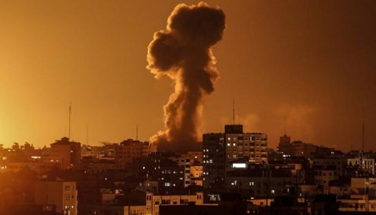 جانب من القصف الإسرائيلي على قطاع غزة - الفرنسية