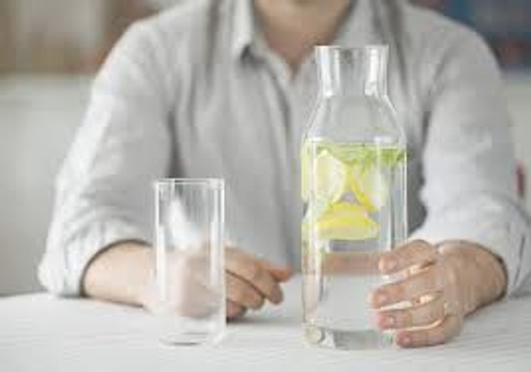 التهاب الحلق والعلاج في المنزل