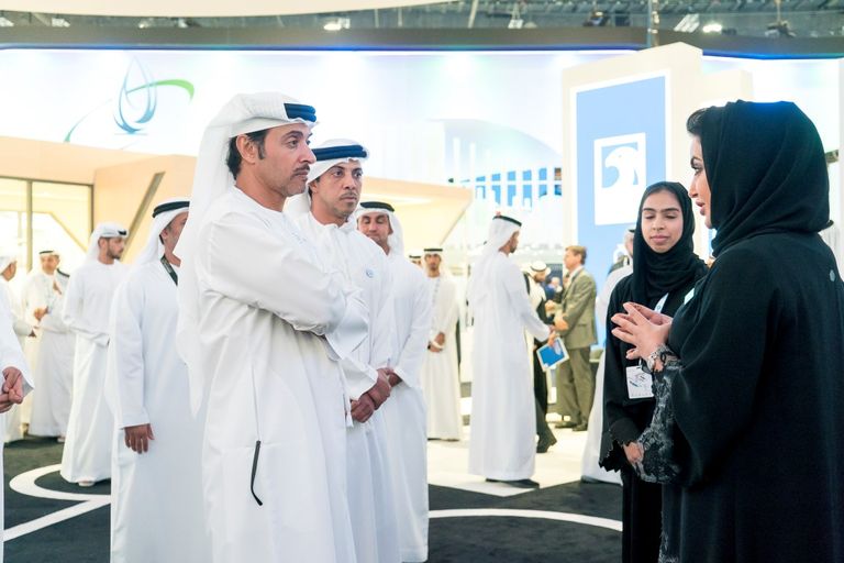 هزاع ومنصور بن زايد يزوران