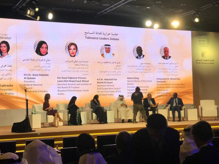 انطلاق القمة العالمية للتسامح في دبي
