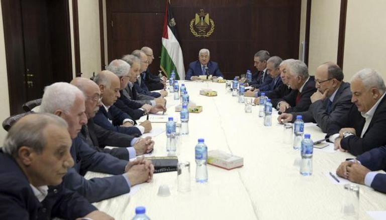 الرئيس الفلسطيني خلال الاجتماع