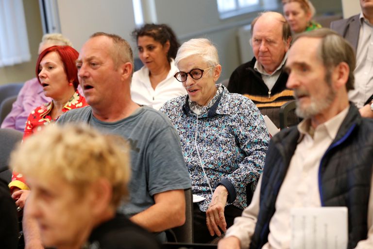 الغناء الجماعي علاج جديد لمرضى الرئة