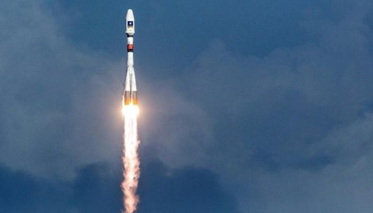 روسيا تطلق صاروخ "سويوز" حاملا مركبة شحن إلى محطة الفضاء الدولية