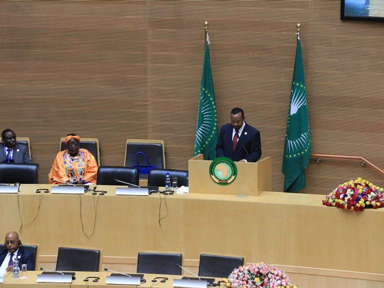 رئيس الوزراء الأثيوبي خلال كلمته في القمة الأفريقية اليوم صورة تذكارية لرؤساء الدول والحكومات خلال القمة الأفريقية بأديس أبابا اليوم