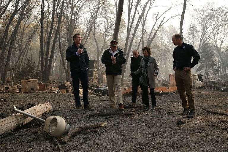 ترامب يتفقد حرائق غابات كاليفورنيا ترامب يتفقد حرائق غابات كاليفورنيا - رويترز