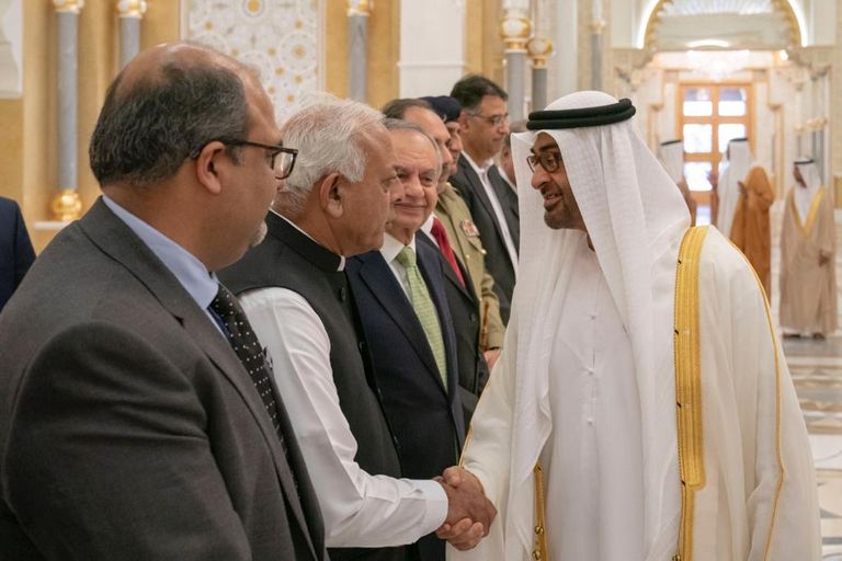 الشيخ محمد بن زايد آل نهيان ورئيس الوزراء الباكستاني