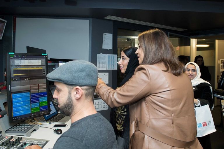 المكتب الإعلامي لحكومة دبي يبحث تعزيز التعاون مع الإعلام الفرنسي