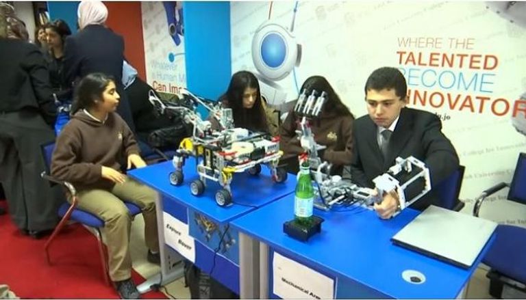 معرض للروبوت في الأردن يدعم المبتكرين الشباب