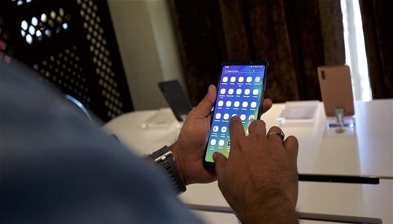 "سامسونج" تطلق هاتف Galaxy A9 في الإمارات