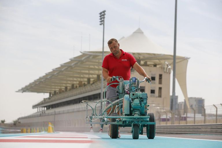 حلبة مرسى ياس