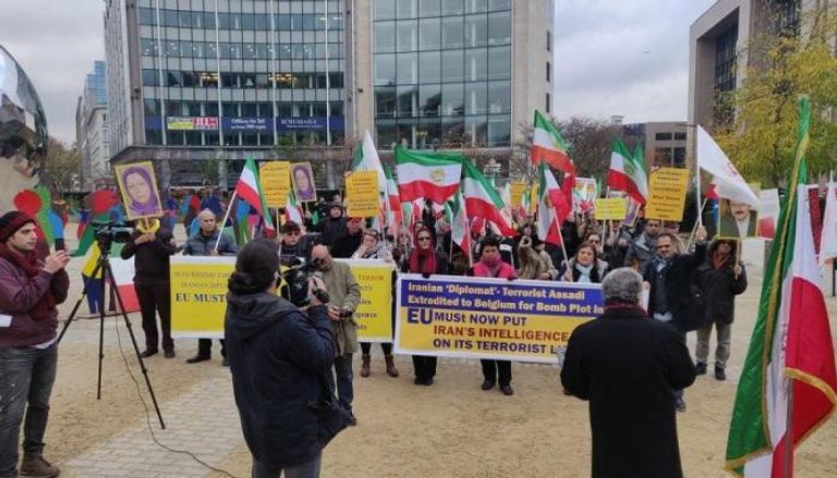 جانب من تظاهرة المعارضة الإيرانية في بروكسل