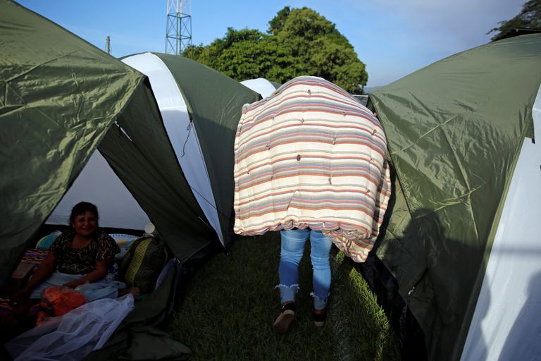 إجلاء الآلاف في جواتيمالا بعد تجدد ثورة بركان فويجو