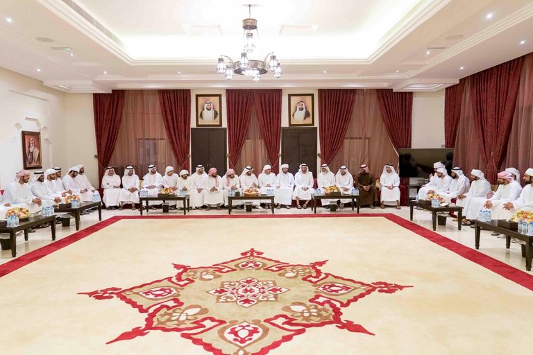 محمد بن زايد يعزي في وفاة محمد سعيد المنصوري