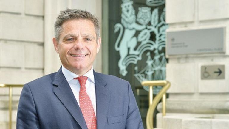 المفوض البريطاني التجاري في منطقة الشرق الأوسط توقعات بزيادة التجارة بين الإمارات وبريطانيا