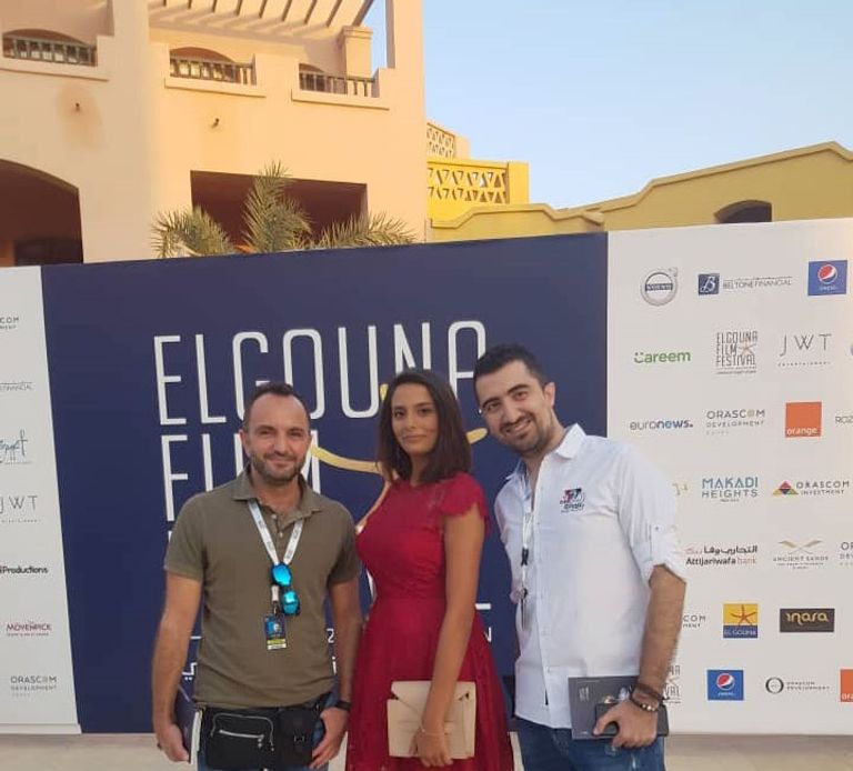 كاتب العمل وبطلته ومخرجه مشهد من فيلم "الحبل السري"