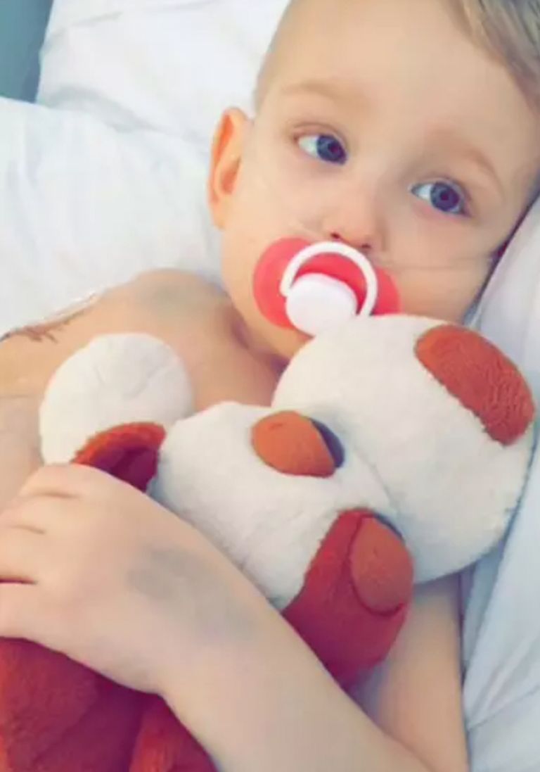 الطفل الراحل تشارلي بروكتور 