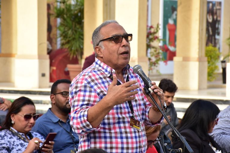 الممثل المصري حسن حسني خلال ندوة مهرجان القاهرة السينمائي