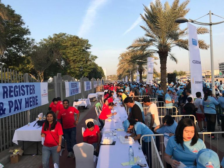 مئات المشاركين في مسيرة