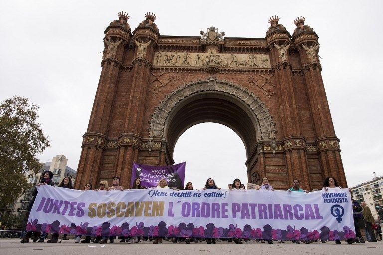 مظاهرات في إسبانيا تنديدا بالعنف ضد النساء