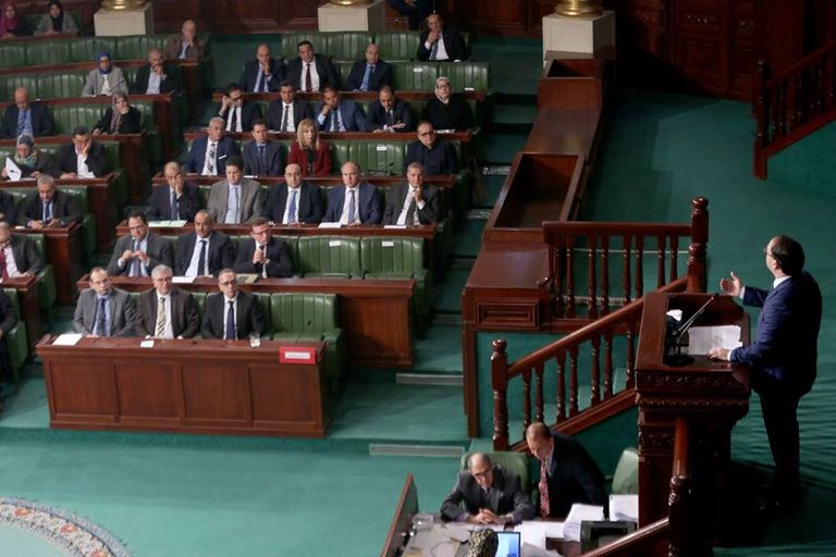 يوسف الشاهد خلال تقديمه بيان الحكومة أمام البرلمان التونسي