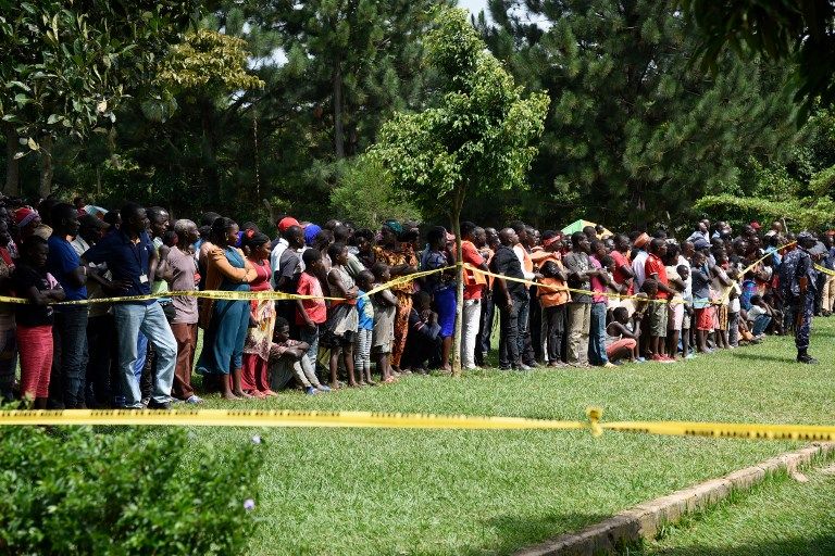 مصرع 30 أوغنديا غرق مركبهم في بحيرة فيكتوريا