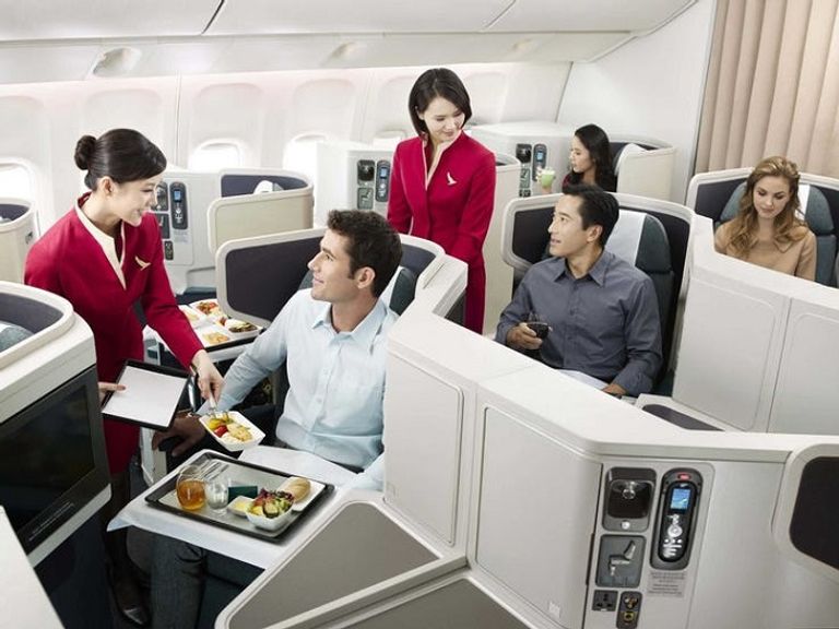 طيران الإمارات ضمن أفضل 10 خطوط جوية في العالم