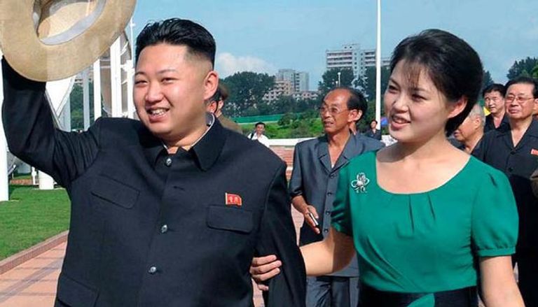 رئيس كوريا الشمالية كيم جونغ أون وزوجته ري سول جو