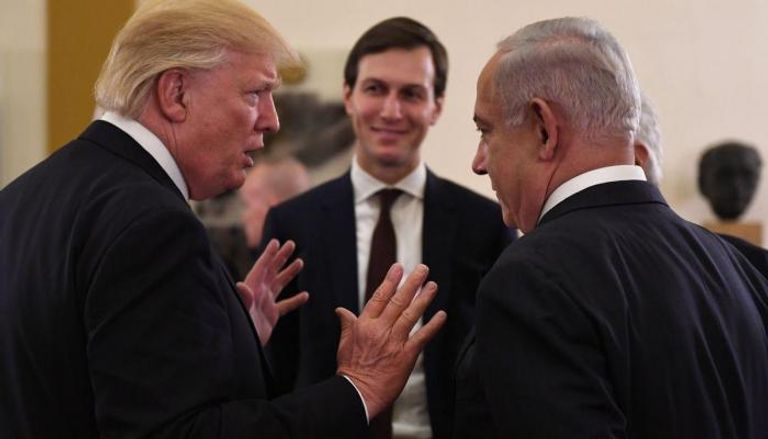 ترامب وصهره جاريد كوشنر ورئيس الوزراء الإسرائيلي نتنياهو
