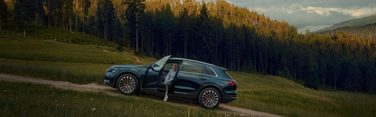 السيارة أودي "e-tron"