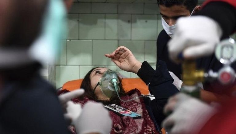 سيدة مصابة في حلب جراء غارات الكيماوي