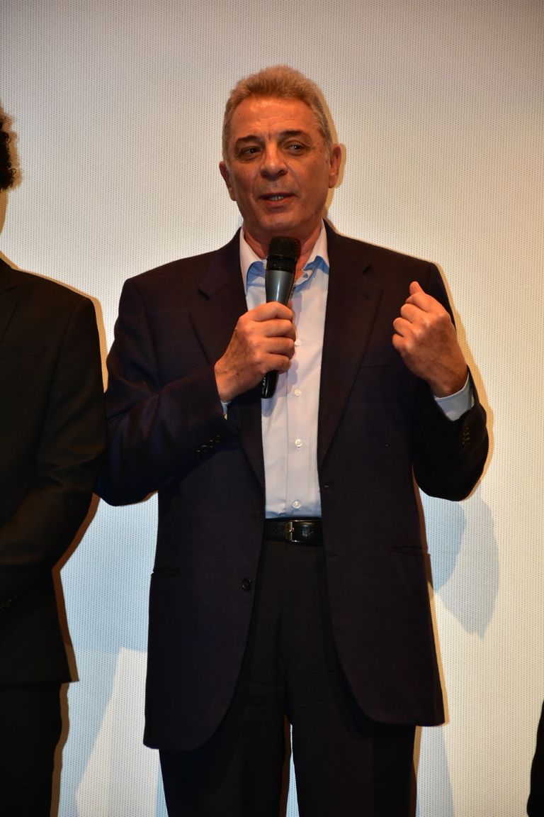 نجوم فيلم "ورد مسموم"