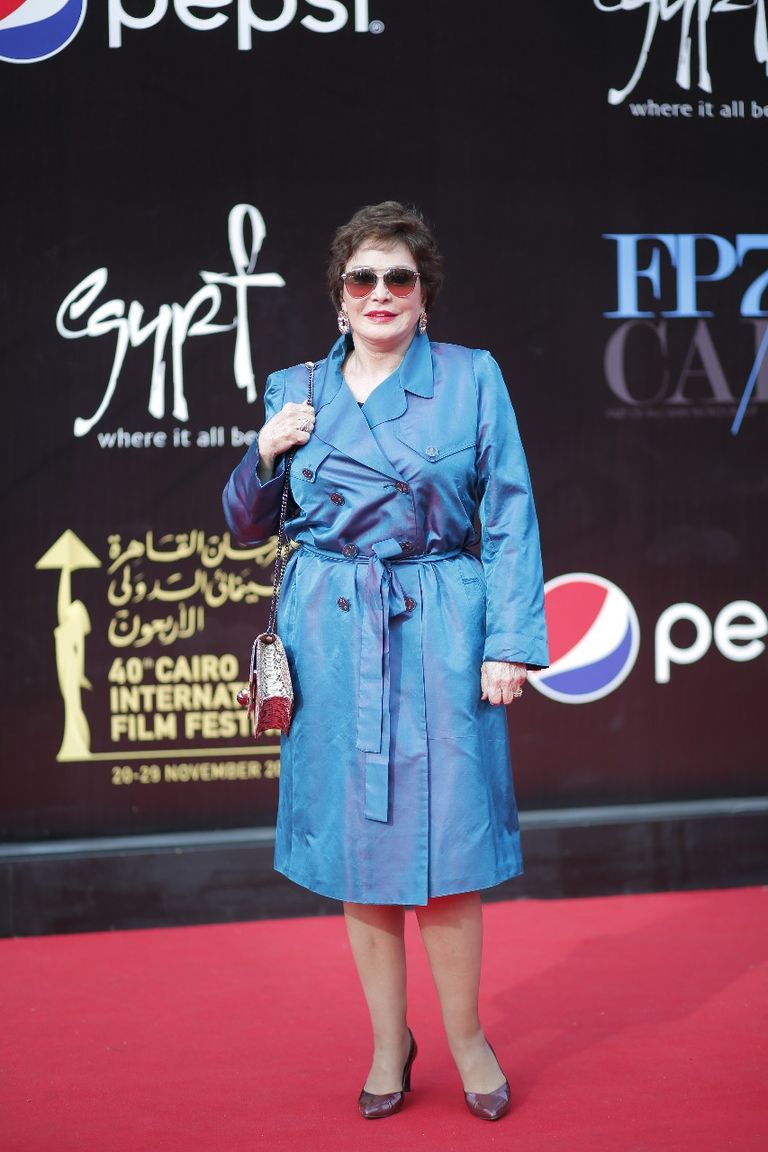 نجوم فيلم "ورد مسموم"