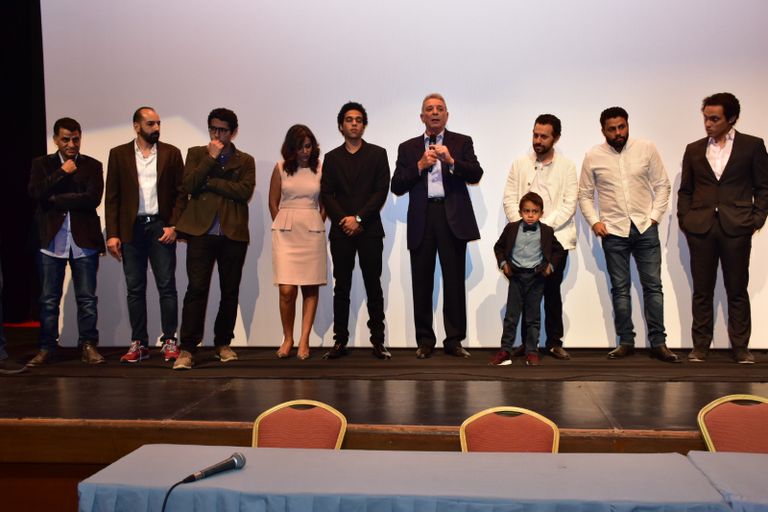 نجوم فيلم "ورد مسموم"