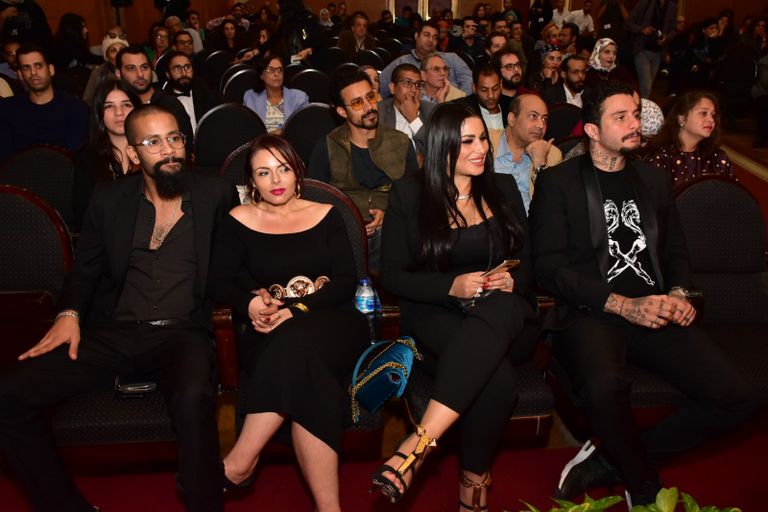 نجوم فيلم "ورد مسموم"