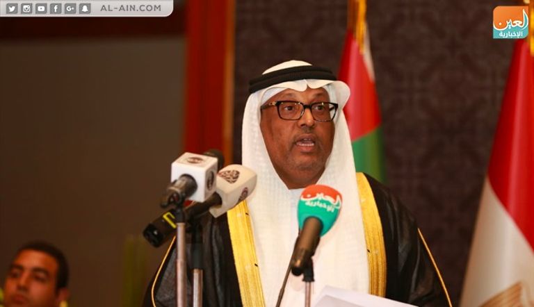 السفير الإماراتي بالقاهرة جمعة مبارك الجنيبي وزاهي حواس عالم الآثار