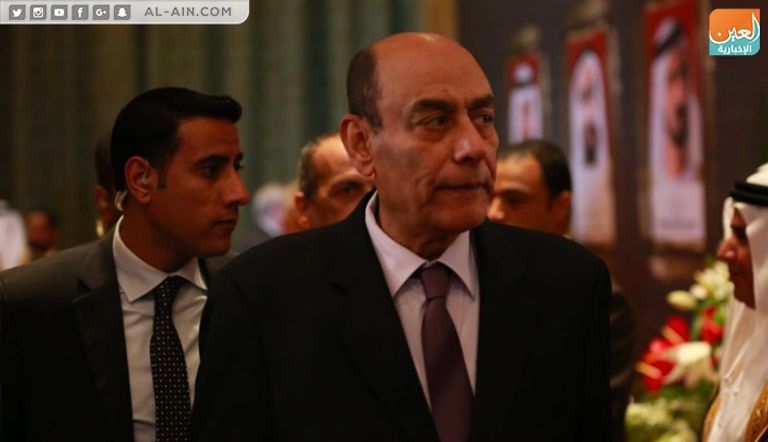 السفير الإماراتي بالقاهرة جمعة مبارك الجنيبي وزاهي حواس عالم الآثار