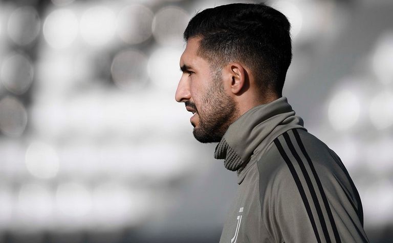 إيمري كان البرازيلي أليكس ساندرو