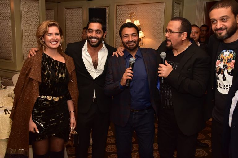 الفنان حميد الشاعري مع نجوم الأغنية المصرية