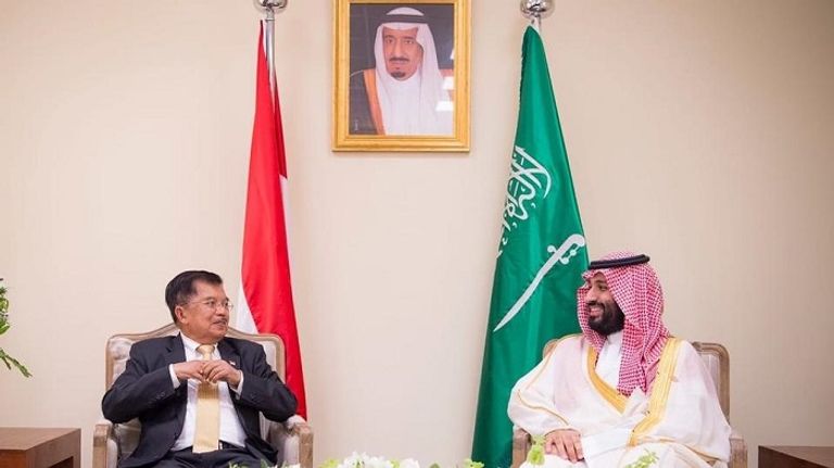 الأمير محمد بن سلمان ونائب رئيس إندونيسيا الأمير محمد بن سلمان والرئيس الصيني