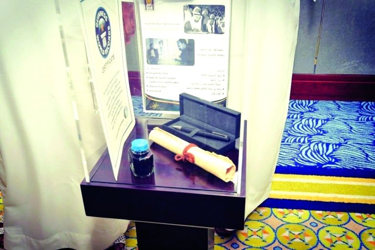 الشيخ زايد الشخصية الملهمة لمئات الكتب والمؤلفات