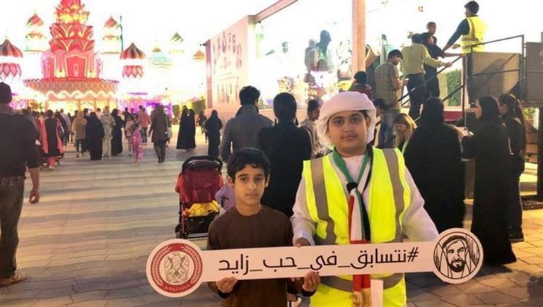 مواطنون إماراتيون ومقيمون يشاركون في أكبر رسالة حب لـ"زايد الخير"
