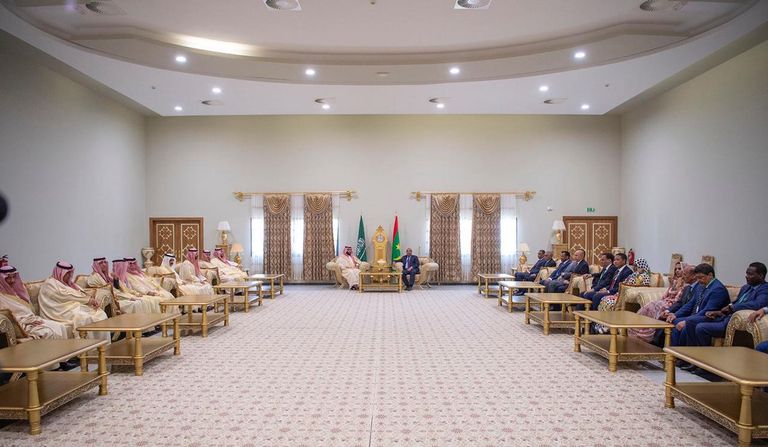 الرئيس الموريتاني يستقبل الأمير محمد بن سلمان