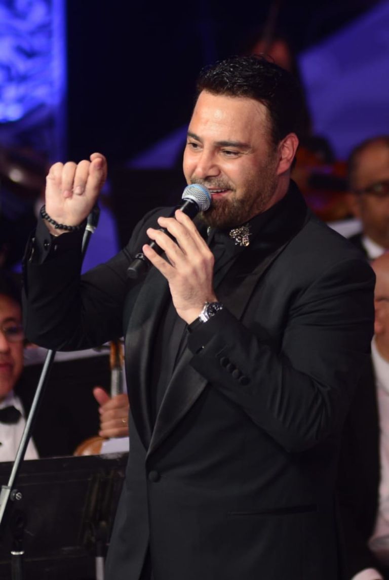 المطرب اللبناني عاصي الحلاني