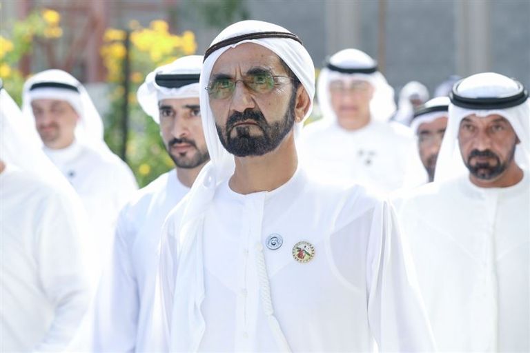 الشيخ محمد بن راشد يطلع على سير العمل في إكسبو 2020 دبي