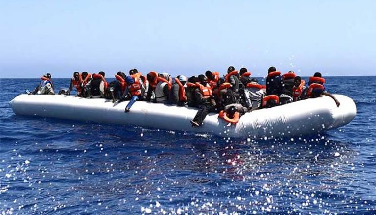 مهاجرون غير شرعيين قبالة السواحل الليبية -أرشيفية 