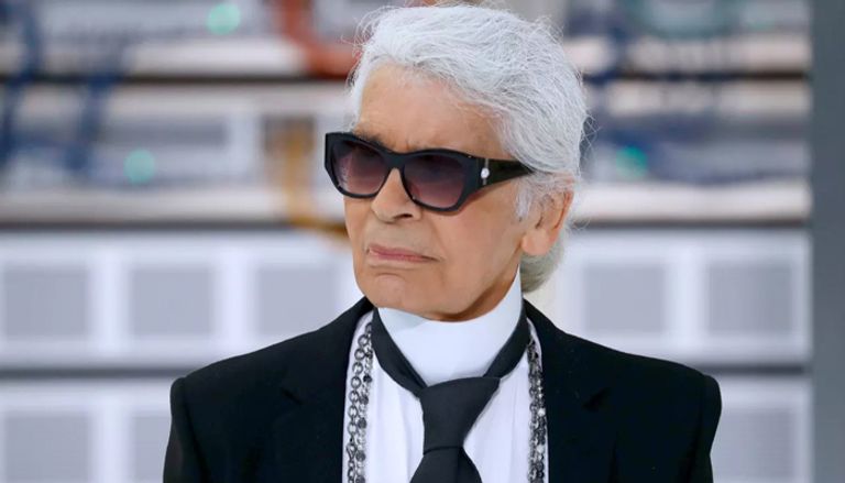 المدير الفني لدار شانيل كارل لاغرفيلد أزياء مستوحاة من حضارة مصر القديمة لدار شانيل